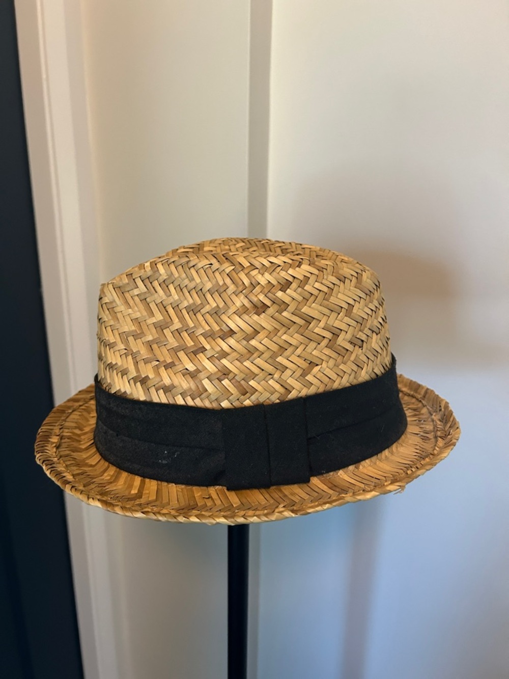 GAP Woven Straw Hat with Black Band